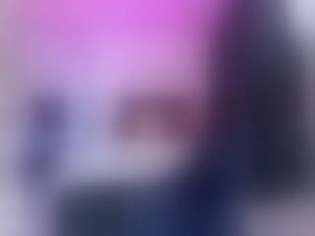 Live sex webcam photo for AllisonSweets #293612437