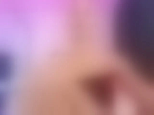 Live sex webcam photo for AllisonSweets #293900270