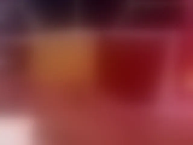 Live sex webcam photo for AllisonSweets #293997053