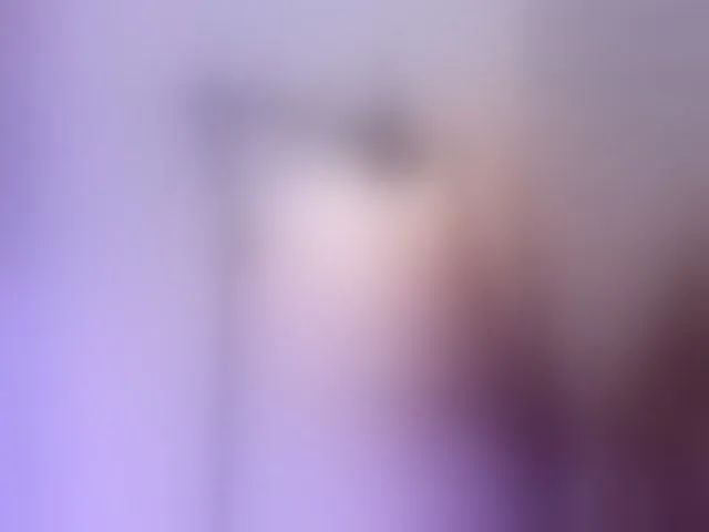 Live sex webcam photo for Allisonowens #293948450