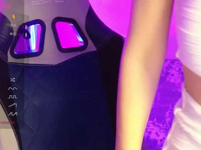 Live sex webcam photo for Allla #291289870