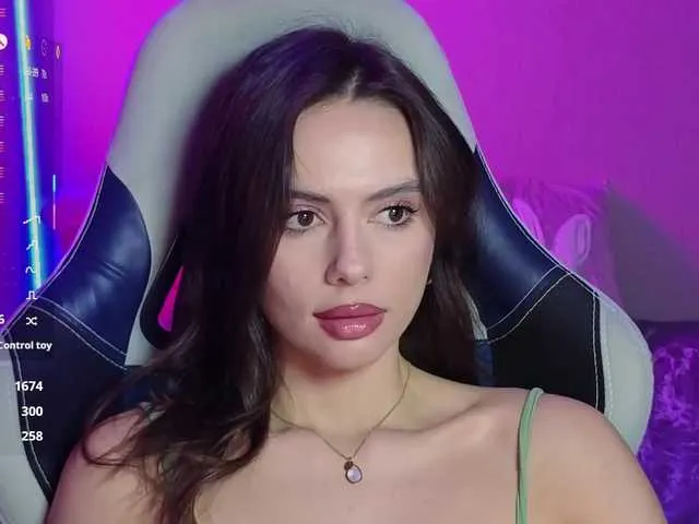 Live sex webcam photo for Allla #291828215