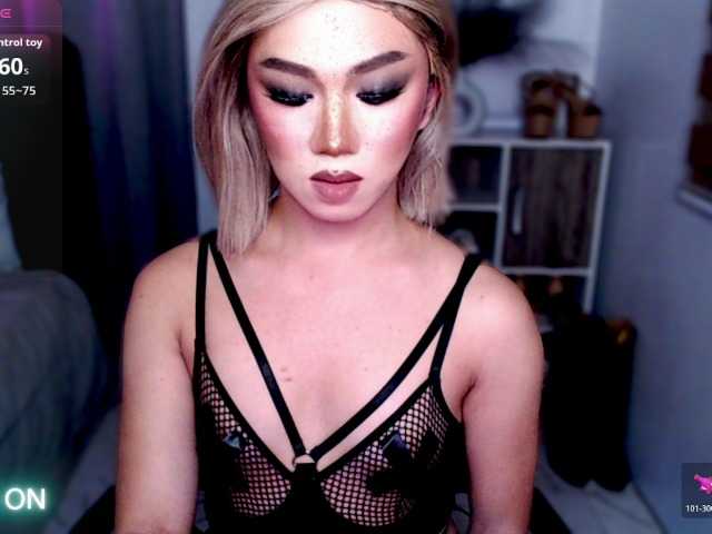 Live sex webcam photo for AllmightyMariaxx #292430336