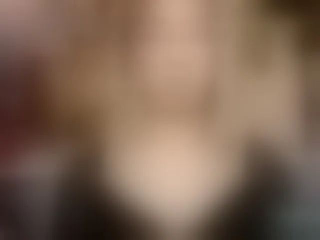 Live sex webcam photo for AllmightyMariaxx #293455348