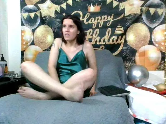 Live sex webcam photo for AlluringAli25 #277121186