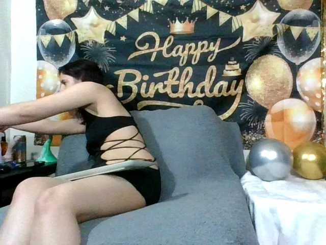 Live sex webcam photo for AlluringAli25 #277209787