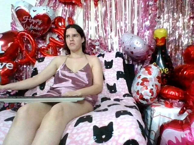 Live sex webcam photo for AlluringAli25 #277395798