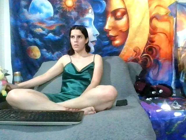 Live sex webcam photo for AlluringAli25 #277585293