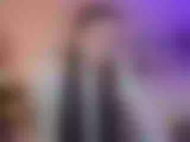 Live sex webcam photo for AlluringLookk #291839301