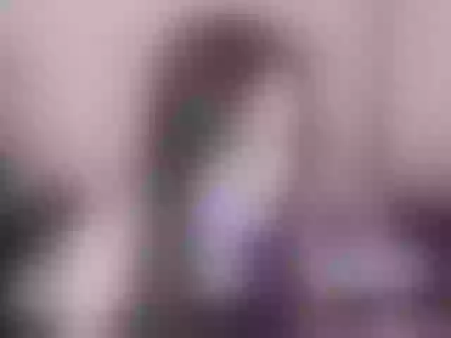 Live sex webcam photo for AlluringLookk #292046366