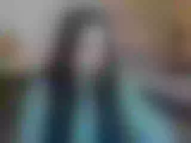 Live sex webcam photo for AlluringLookk #292109025