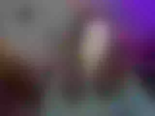 Live sex webcam photo for AlluringLookk #292154641