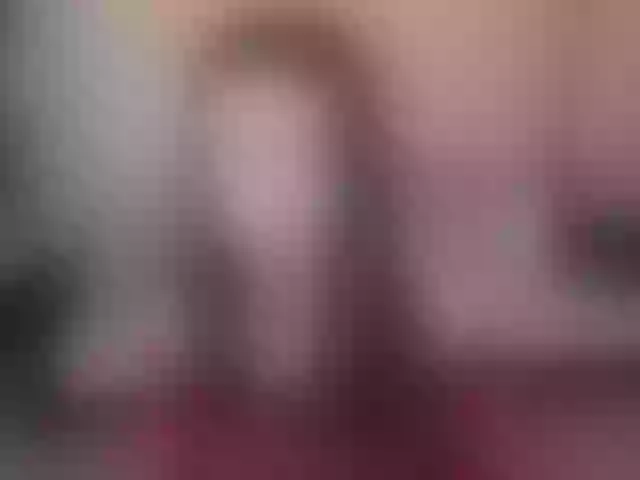 Live sex webcam photo for AlluringLookk #292243047