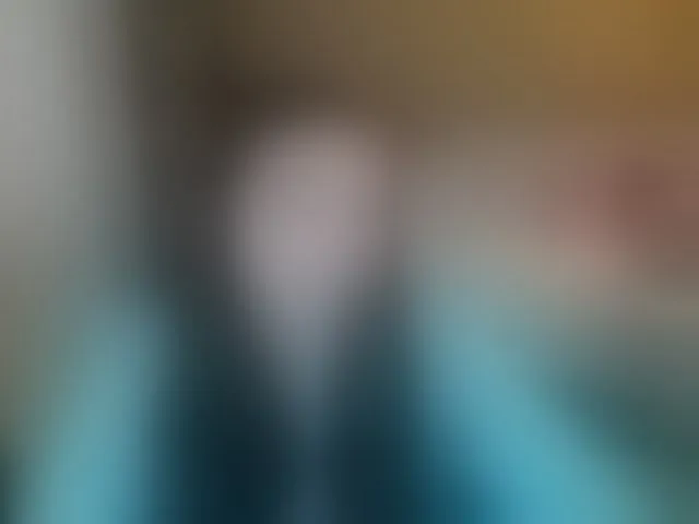 Live sex webcam photo for AlluringLookk #292780708