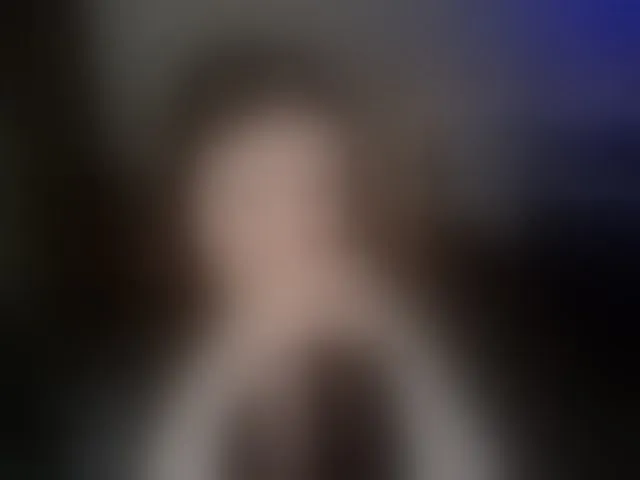 Live sex webcam photo for AlluringLookk #292814297
