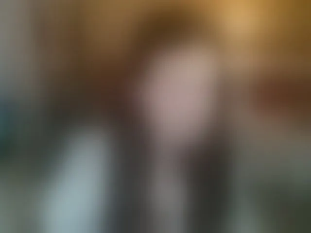 Live sex webcam photo for AlluringLookk #293003319