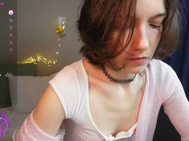 Live sex webcam photo for AllyAlice #290913425