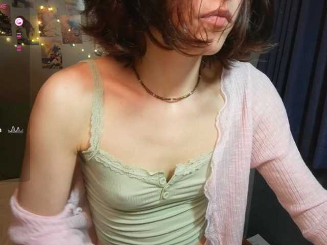 Live sex webcam photo for AllyAlice #291506488