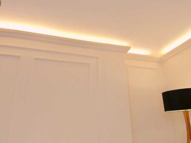 Live sex webcam photo for AllyJensen #288079092