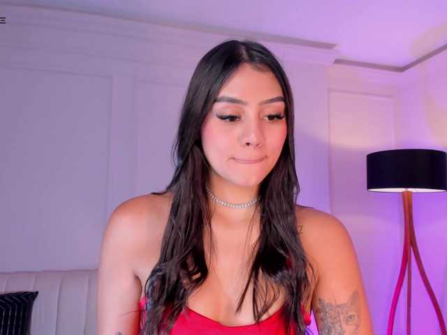 Live sex webcam photo for AllyJensen #288079126