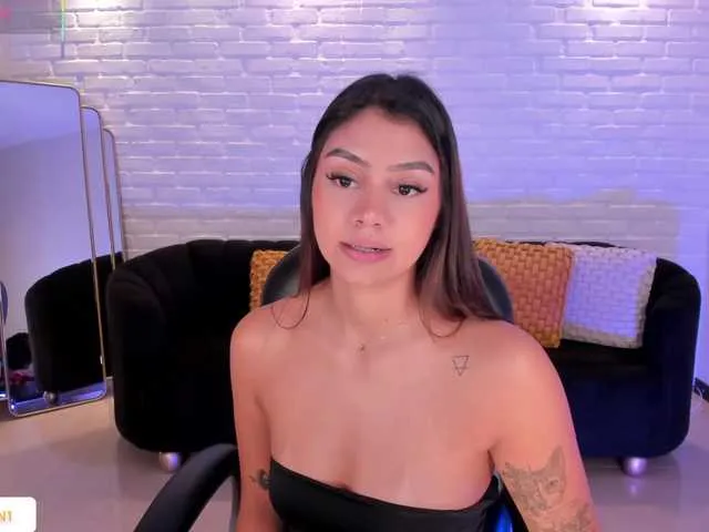 Live sex webcam photo for AllyJensen #291285055