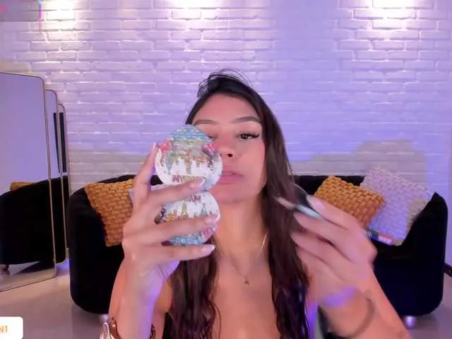 Live sex webcam photo for AllyJensen #291292184