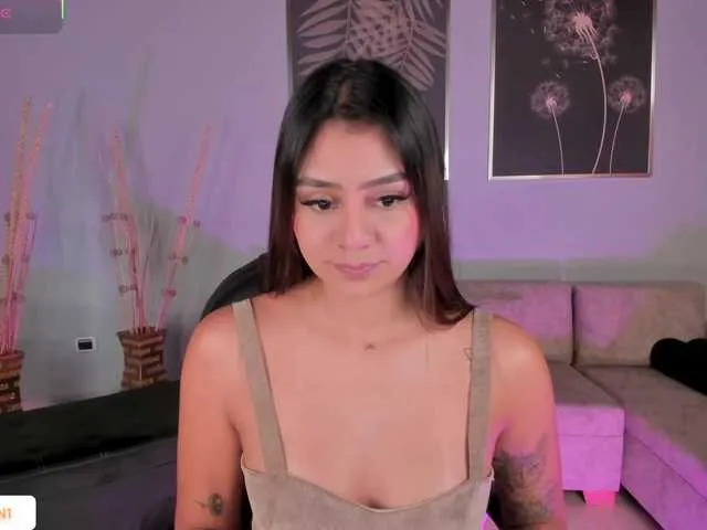 Live sex webcam photo for AllyJensen #291398535