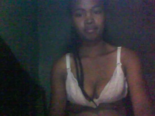 Live sex webcam photo for Allycha1 #291460867
