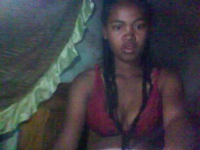 Live sex webcam photo for Allycha1 #291474925