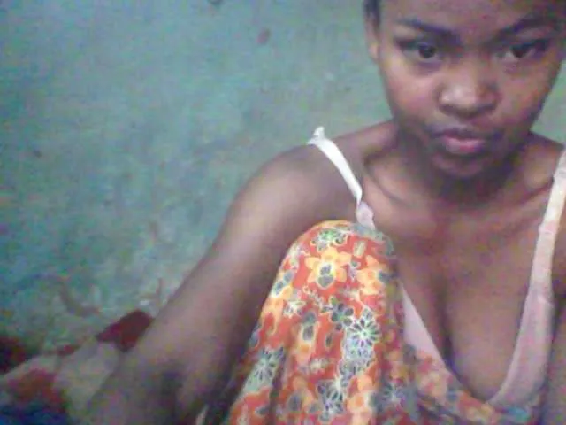 Live sex webcam photo for Allycha1 #291519110