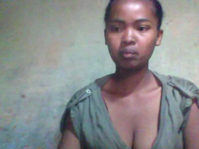 Live sex webcam photo for Allycha1 #291725015