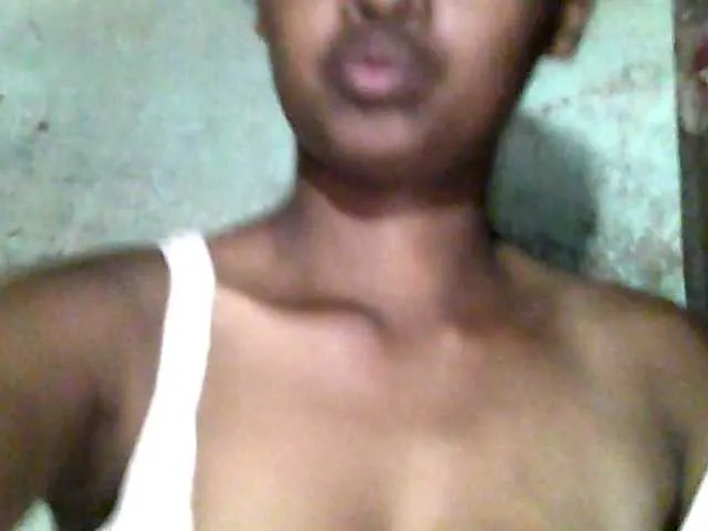 Live sex webcam photo for Allycha1 #291878530