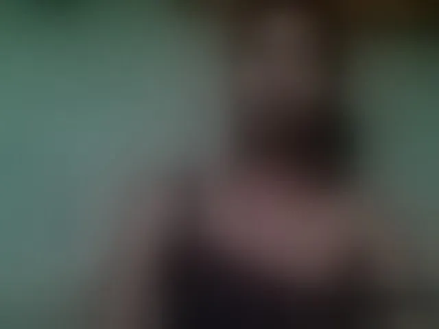 Live sex webcam photo for Allycha1 #292618690