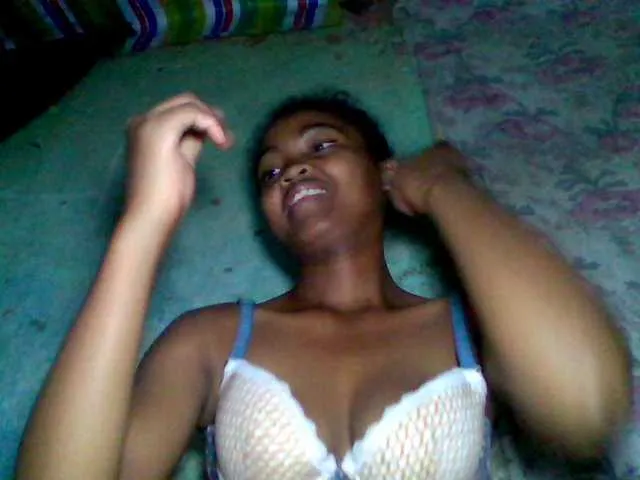 Live sex webcam photo for Allycha1 #293163816
