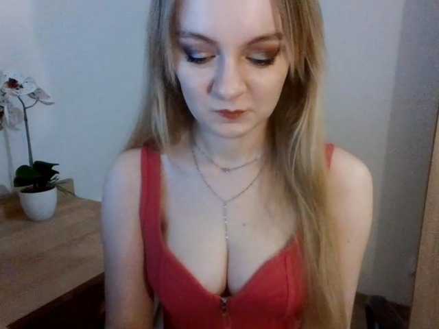 Live sex webcam photo for AlmaNatural #290490935