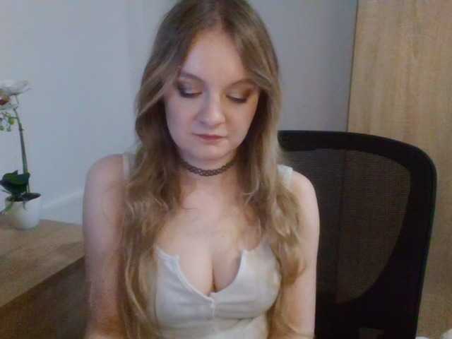 Live sex webcam photo for AlmaNatural #291522132