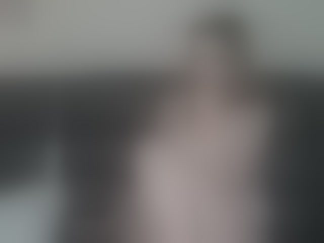Live sex webcam photo for Almondmilka #294032638