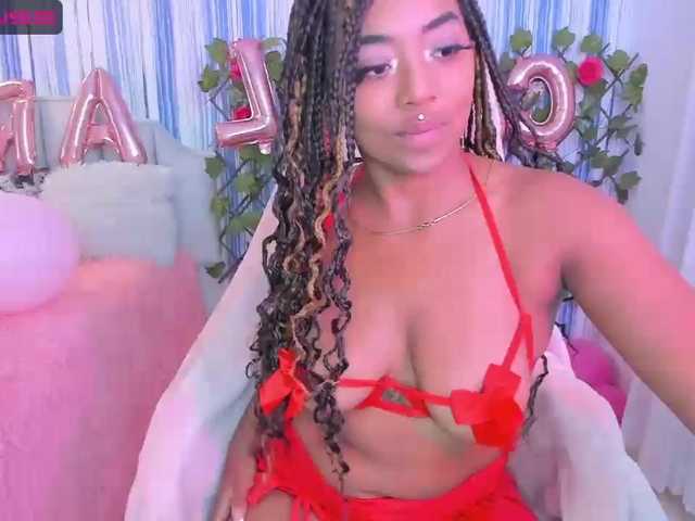 Live sex webcam photo for alondrasparrow #276011931