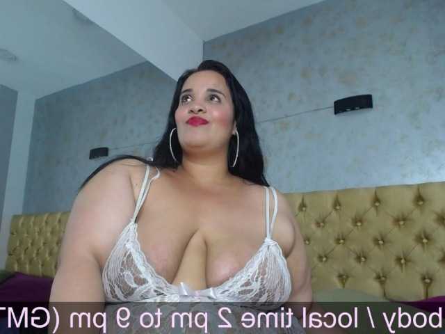 Live sex webcam photo for AlondraZaens #271835165