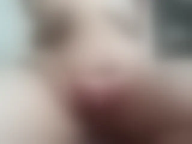 Live sex webcam photo for AlondraZaens #293065838