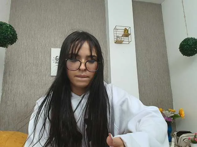 Live sex webcam photo for Alondraconnor #290391726