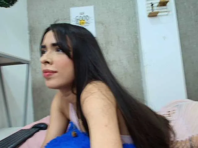 Live sex webcam photo for Alondraconnor #290701090