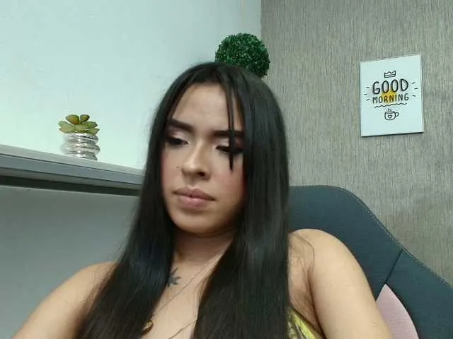 Live sex webcam photo for Alondraconnor #290809283