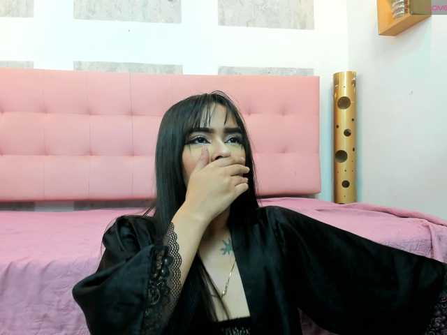 Live sex webcam photo for Alondraconnor #291359272