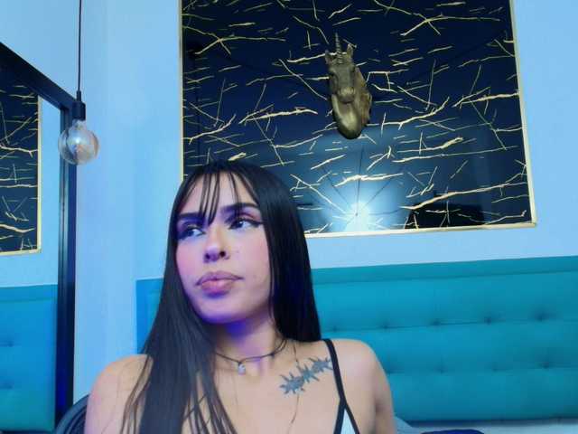 Live sex webcam photo for Alondraconnor #291978551