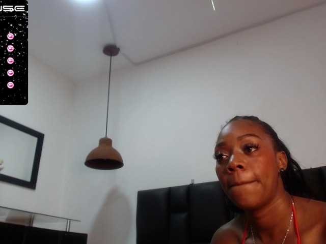 Live sex webcam photo for Alondraebony #272214170