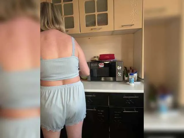 Live sex webcam photo for AloveA69 #291714706