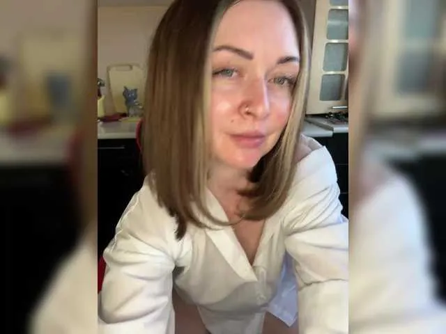 Live sex webcam photo for AloveA69 #292120391