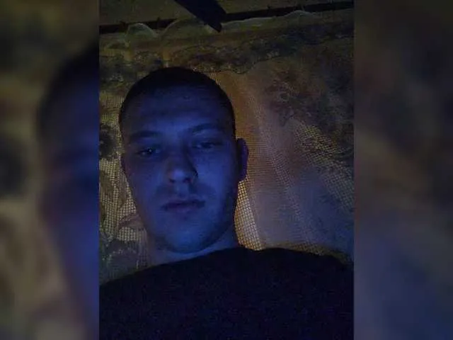 Live sex webcam photo for Alpapvp667 #290502520