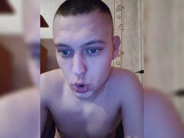 Live sex webcam photo for Alpapvp667 #290515428